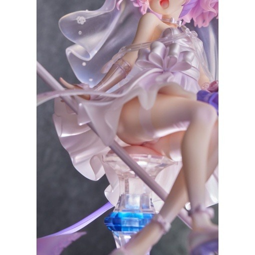 Azur Lane Estatua PVC 1/4 Javelin Blissful Purity 27 cm