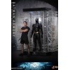El caballero oscuro: La leyenda renace Figuras y Diorama Movie Masterpiece 1/6 Batman Armory with Bruce Wayne 30 cm