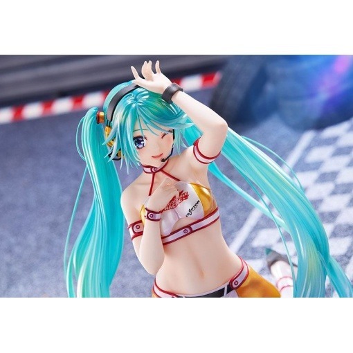 Hatsune Miku GT Project Estatua PVC 1/7 Racing Miku 2010 Ver. Art by Kentaro Yabuki 18 cm