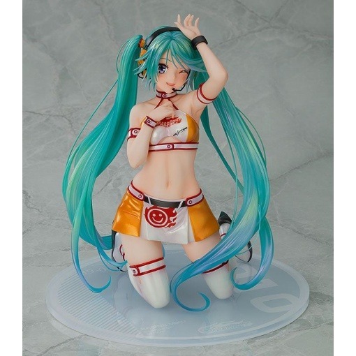 Hatsune Miku GT Project Estatua PVC 1/7 Racing Miku 2010 Ver. Art by Kentaro Yabuki 18 cm