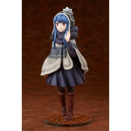 Laid-Back Camp Estatua 1/7 Rin Shima Lake Shibire Camping Ver. 22 cm