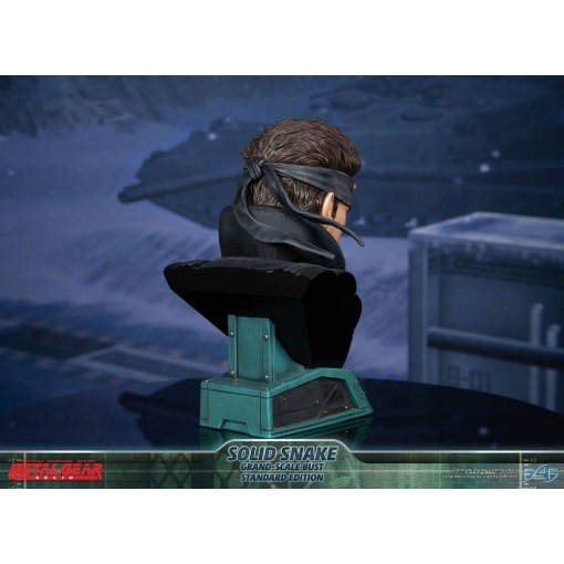 Metal Gear Solid Busto Grand Scale Solid Snake 31 cm