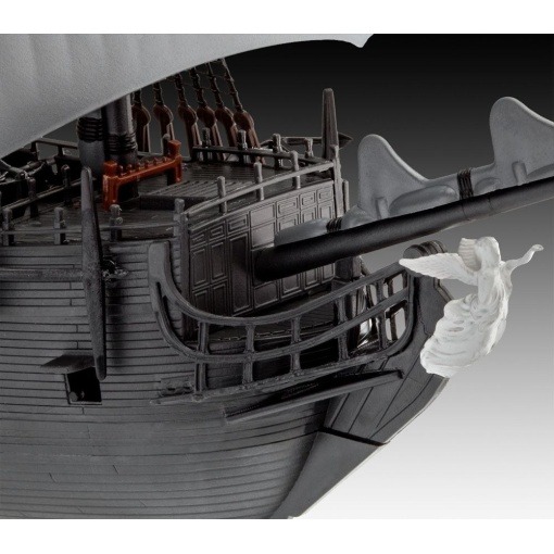 Piratas del Caribe La Venganza de Salazar Maqueta Easy-Click 1/150 Black Pearl 26 cm