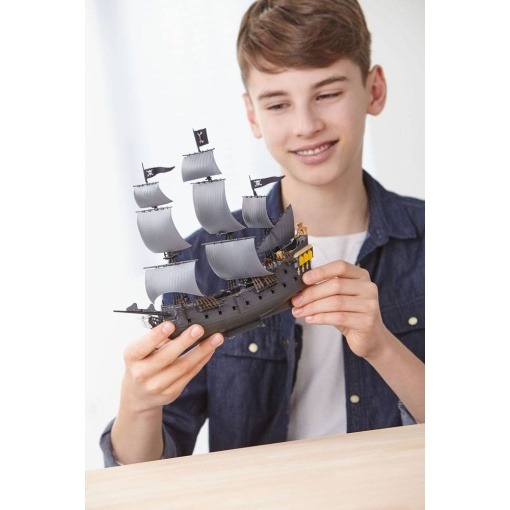 Piratas del Caribe La Venganza de Salazar Maqueta Easy-Click 1/150 Black Pearl 26 cm