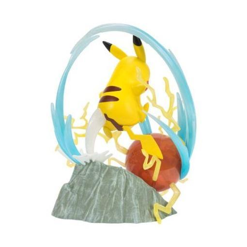 Pokémon 25 aniversario Estatua con Iluminación Deluxe Pikachu 33 cm