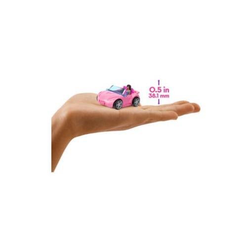 Barbie Mini BarbieLand Muñeca & vehiculo 4 cm