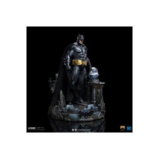 DC Comics Estatua Art Scale 1/10 Batman Unleashed Deluxe 24 cm