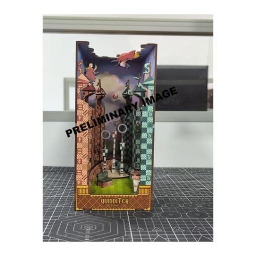 Harry Potter Maqueta Book Nook Tiny Adventures Campo de Quidditch 23 cm