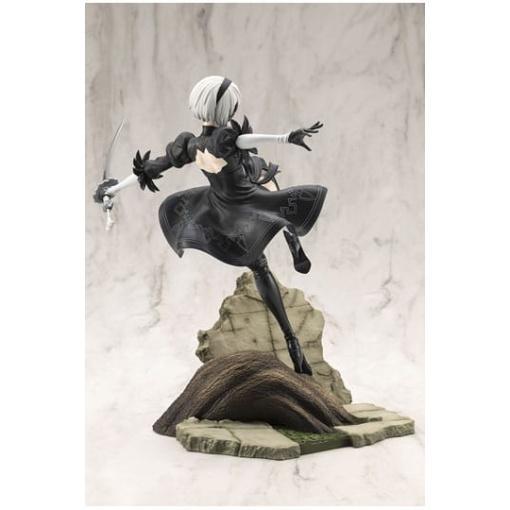 Nier:Automata Ver. 1.1a Estatua PVC ARTFX J 1/8 2B 24 cm