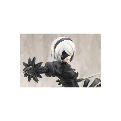 Nier:Automata Ver. 1.1a Estatua PVC ARTFX J 1/8 2B 24 cm