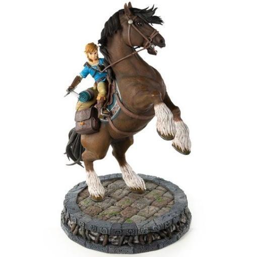 The Legend of Zelda Breath of the Wild Estatua Link on Horseback 56 cm