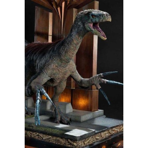 Jurassic World: Dominion Estatua Legacy Museum Collection 1/15 Therizinosaurus Final Battle Bonus Version 55 cm