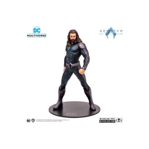 Aquaman y el Reino Perdido Figura Megafig DC Multiverse Aquaman 30 cm - Embalaje dañado