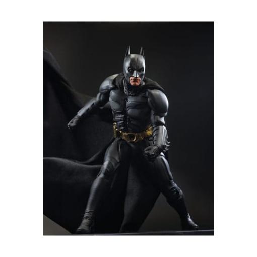 DC Direct Estatua a DC Movie Statues Batman (The Dark Knight) 24 cm