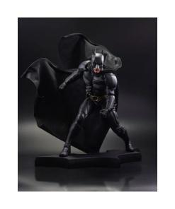 DC Direct Estatua a DC Movie Statues Batman (The Dark Knight) 24 cm