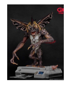 Gremlins 2 Maquette 1/1 Mohawk 79 cm - Embalaje dañado