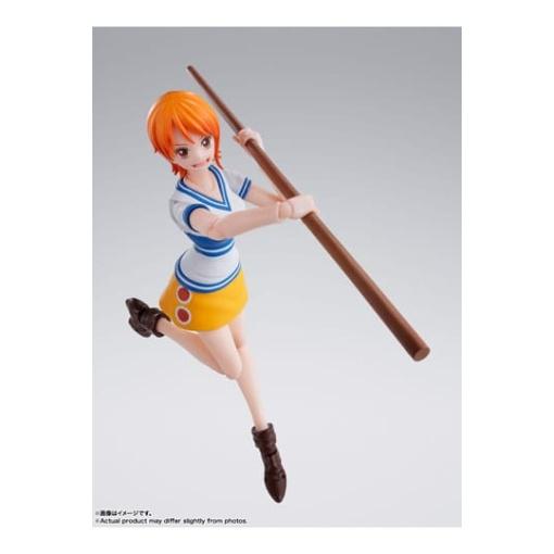 One Piece Figura S.H. Figuarts Nami Romance Dawn 14 cm