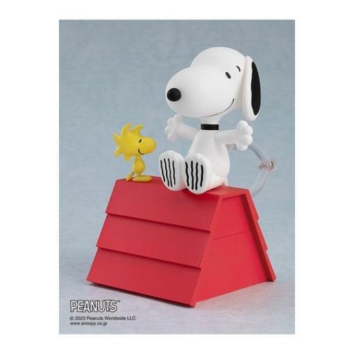 Peanuts Figura Nendoroid Snoopy 10 cm