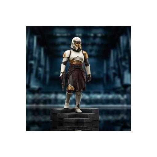 Star Wars: Ahsoka Estatua Premier Collection 1/7 Captain Enoch 28 cm