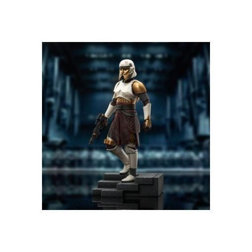 Star Wars: Ahsoka Estatua Premier Collection 1/7 Captain Enoch 28 cm