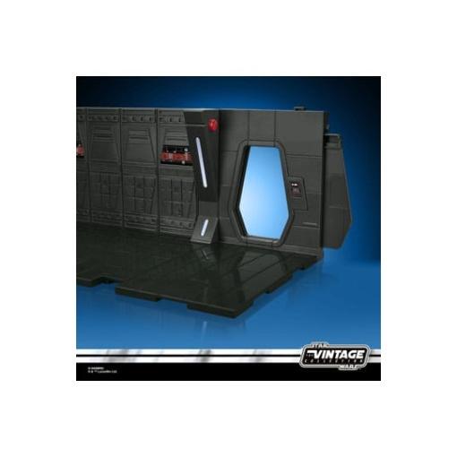 Star Wars: The Mandalorian Vintage Collection Tantive IV Hallway con figura de Mandalorian Privateer 10 cm