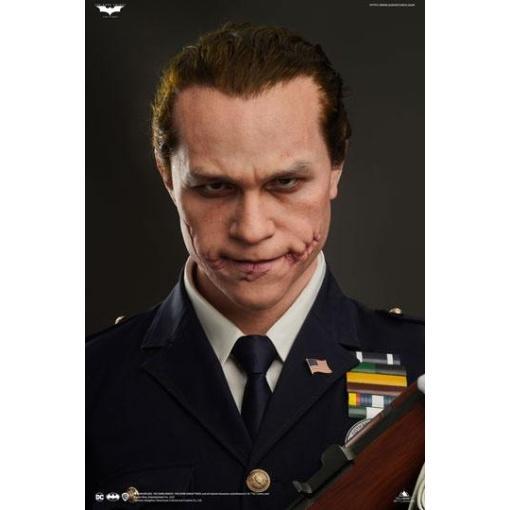 The Dark Knight Busto 1/1 The Joker (Police Uniform) 87 cm