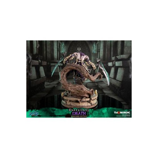 Darksiders Estatua Death 36 cm