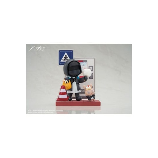 Arknights Estatua PVC Mini Series Will You be Having the Dessert? Doctor 10 cm