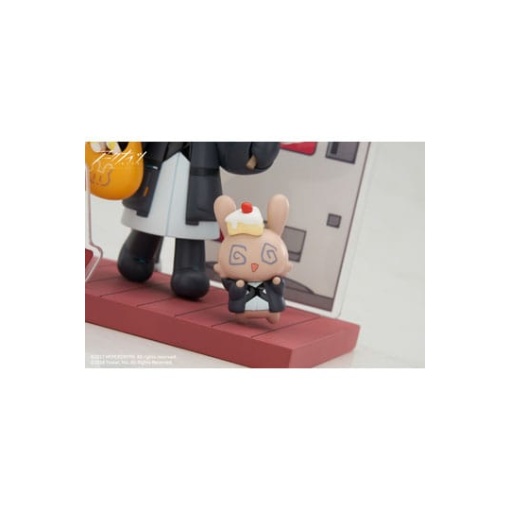 Arknights Estatua PVC Mini Series Will You be Having the Dessert? Doctor 10 cm