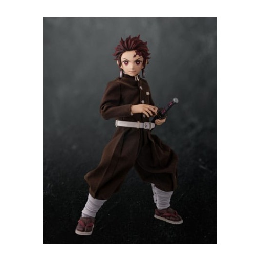 Demon Slayer: Kimetsu no Yaiba Estatua 1/6 Tanjiro Kamado 20 cm