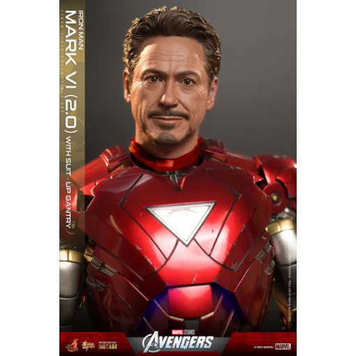 Marvel Los Vengadores Figura Movie Masterpiece Diecast 1/6 Iron Man Mark VI (2.0) with Suit-Up Gantry 32 cm - Embalaje dañado