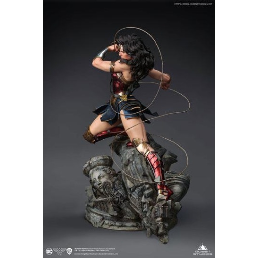 https://www.heomedia.com/img/nrm/d_qs-ww-comic-statue_k.jpg