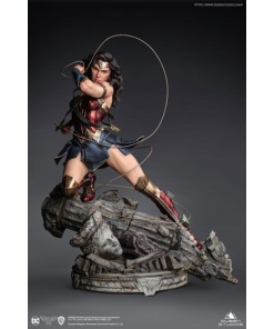 https://www.heomedia.com/img/nrm/d_qs-ww-comic-statue.jpg