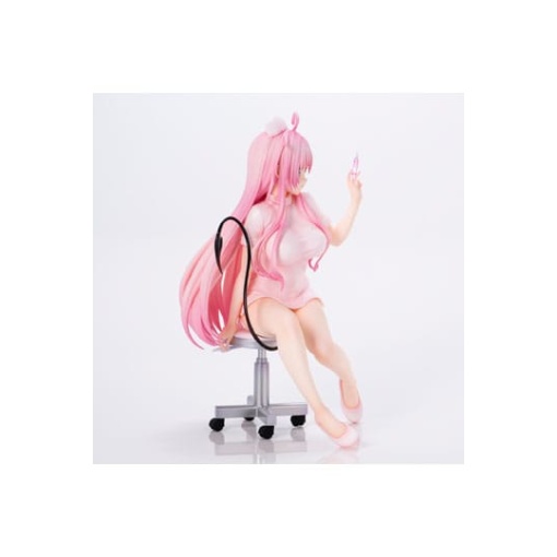 To Love-Ru Darkness Estatua PVC Lara Satalin Deviluke Nurse Cos 26 cm