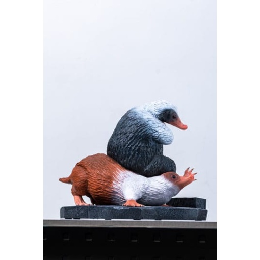 Animales fantásticos Estatua tamaño real Niffler 2 22 cm