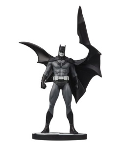 DC Direct Estatua a Batman Black & White Batman (by Jorge Jimenez) 27 cm