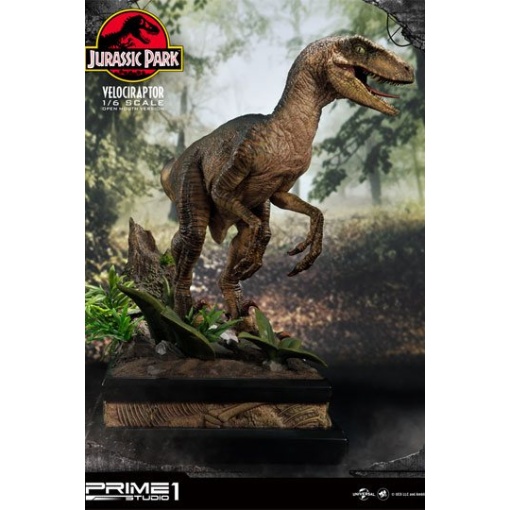 Jurassic Park Estatua 1/6 Velociraptor 41 cm