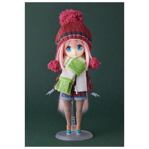 Laid-Back Camp Harmonia Humming Muñeco Nadeshiko Kagamihara 23 cm