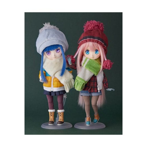 Laid-Back Camp Harmonia Humming Muñeco Nadeshiko Kagamihara 23 cm