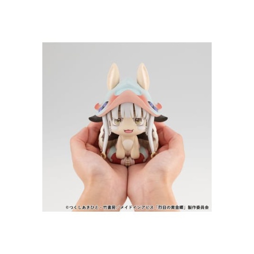 Made in Abyss: The Golden City of the Scorching Sun Estatua PVC Look Up Nanachi 11 cm (With Gift)