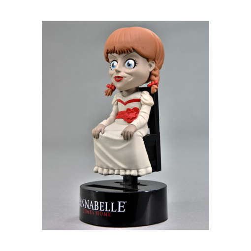 The Conjuring Universe Figura Movible Body Knocker Annabelle 16 cm